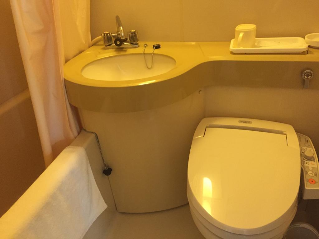 Airway Hotel Naha Ruang foto